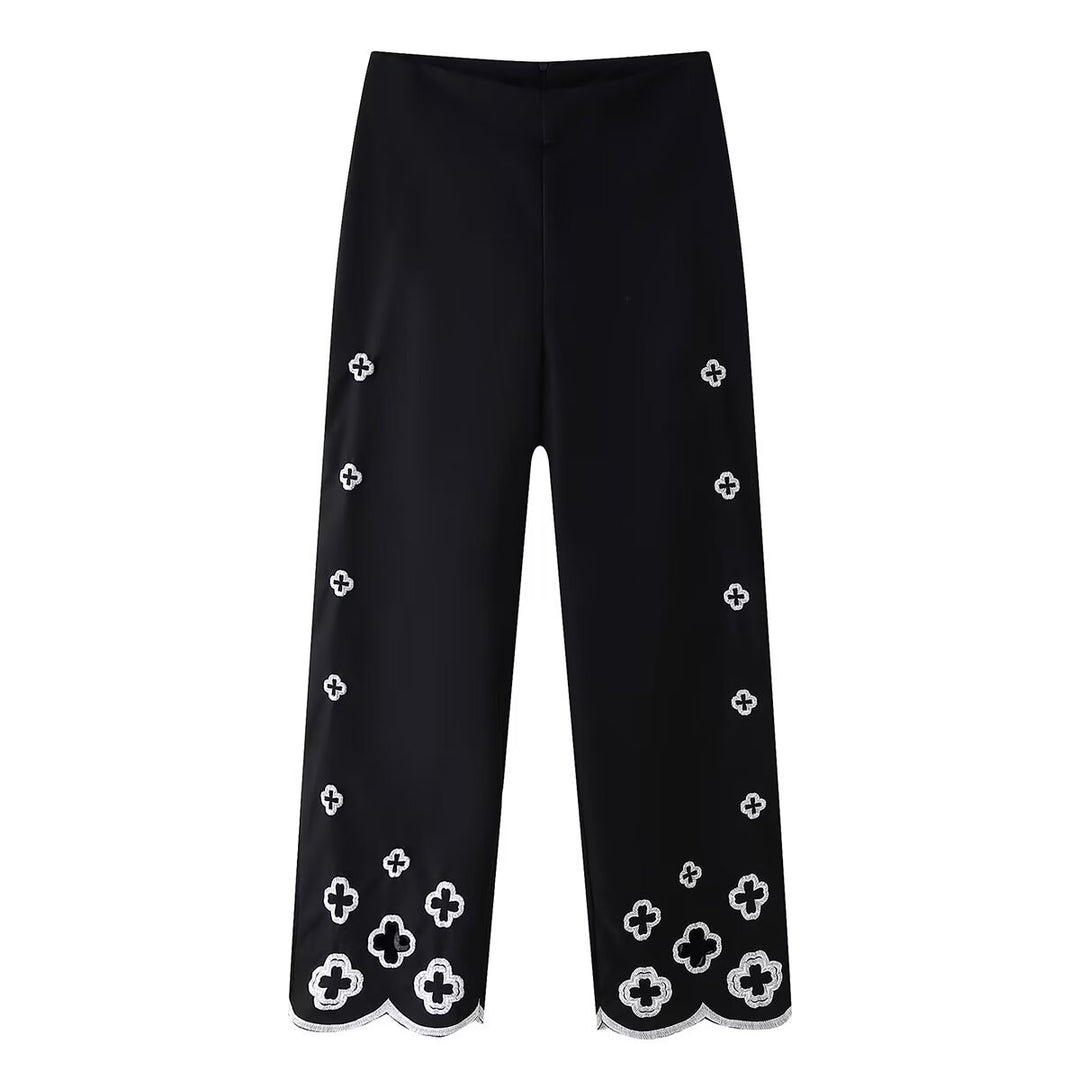 Loose pants for ladies with decorative embroidery Lune London