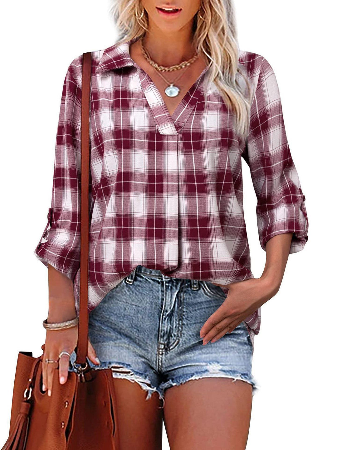 Casual checkered shirt for women with three-quarter sleeves and V-neck Lune London