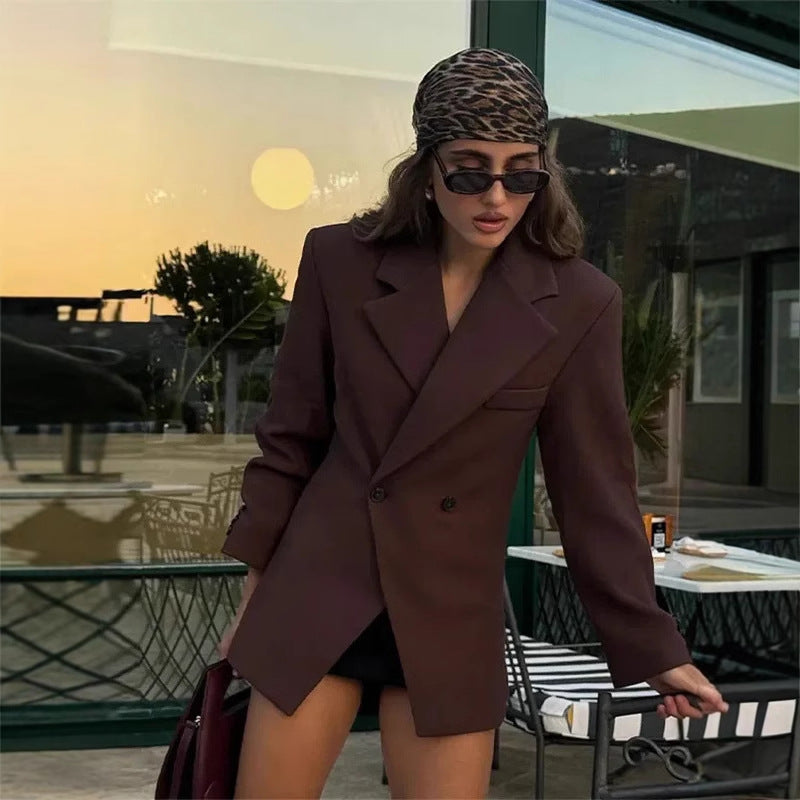 Blazer jacket for women with double treatment featuring a stylish cut and practical pockets Lune London