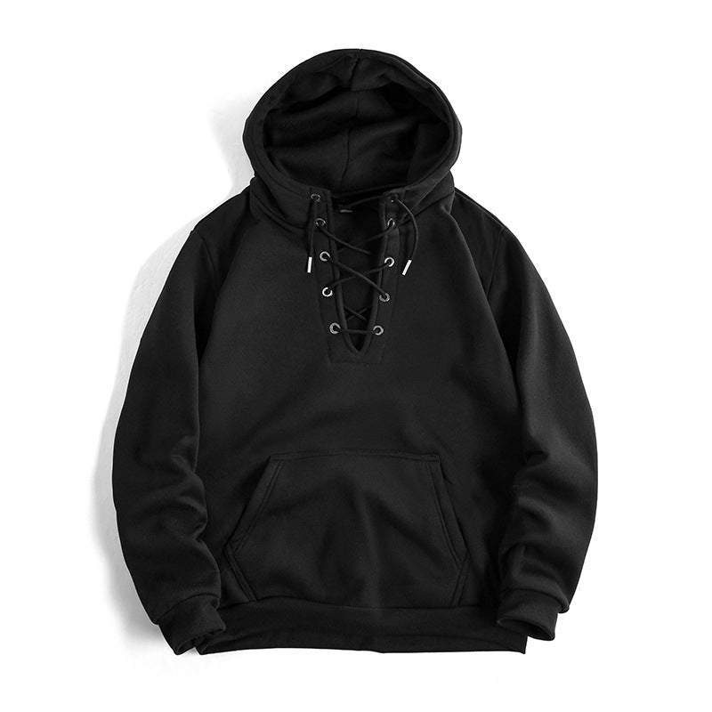 Hooded sweater for women with a refined lace design and a practical kangaroo pocket Lune London