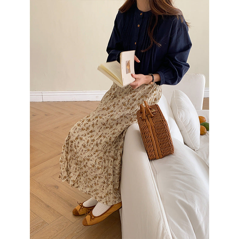 Ladies mid skirt with floral patterns and elegant waistband Chic & Stil
