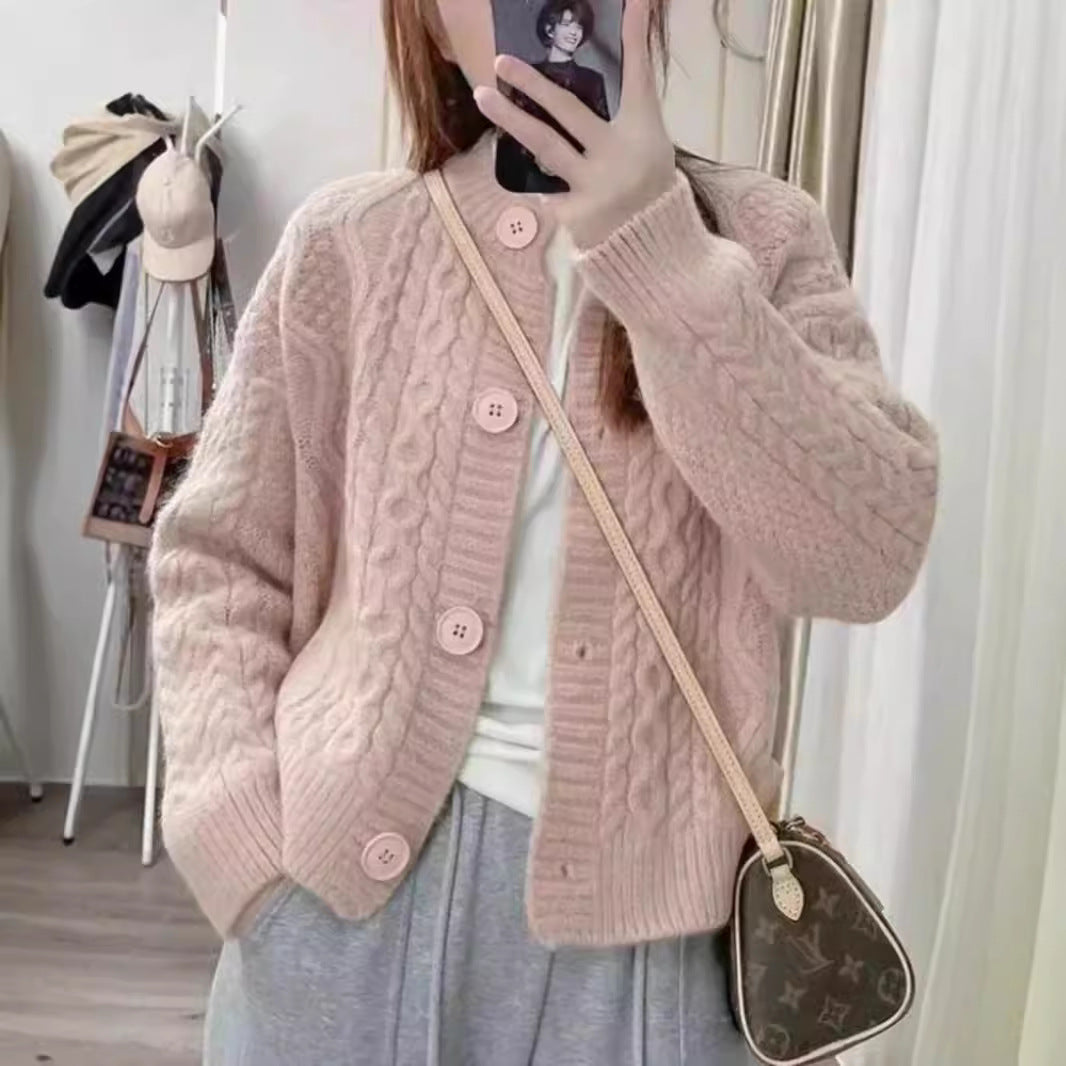 Women's knit jacket with a classic cable pattern Lune London