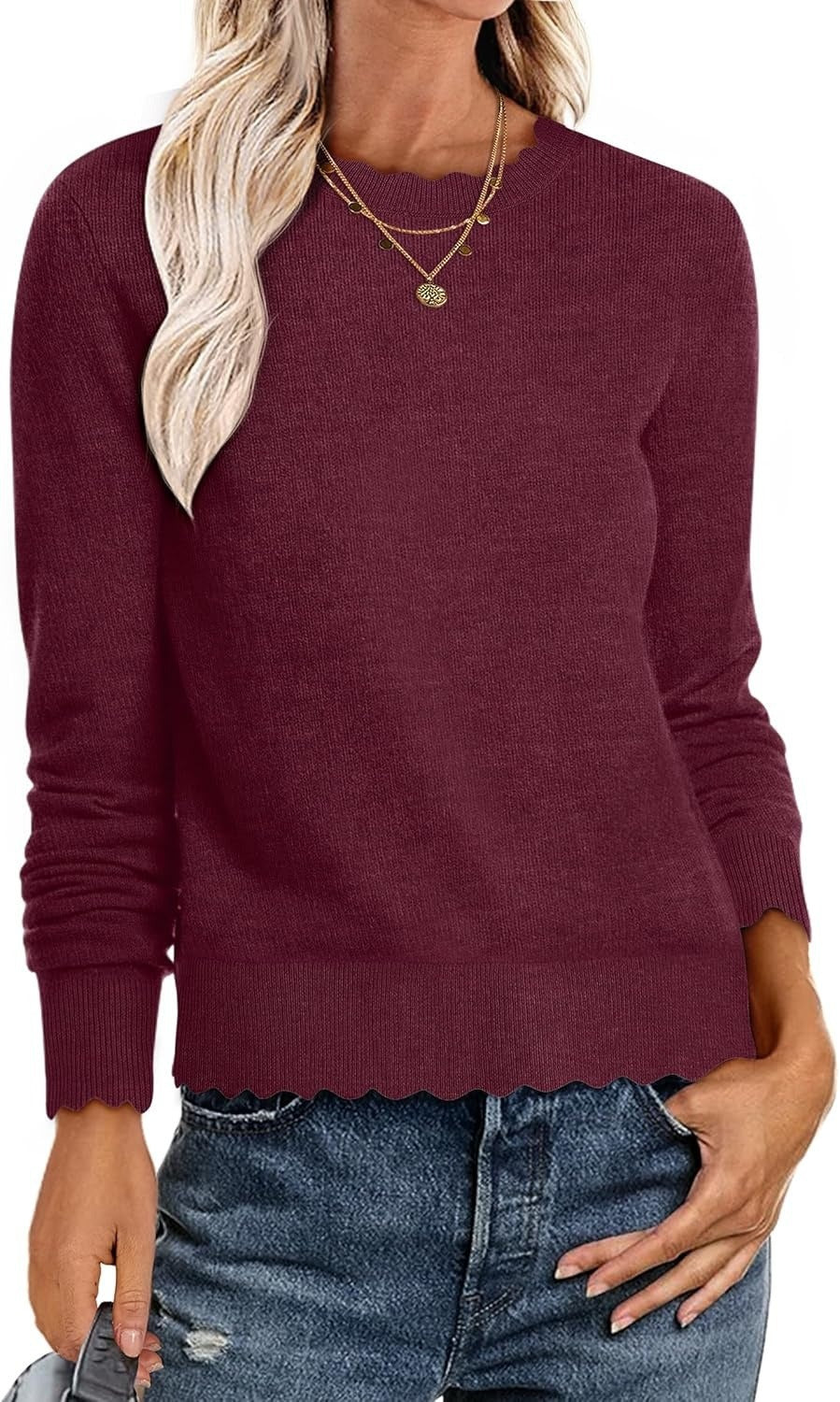 Chic and Stylish Women's Sweatshirt with Wavy Hem