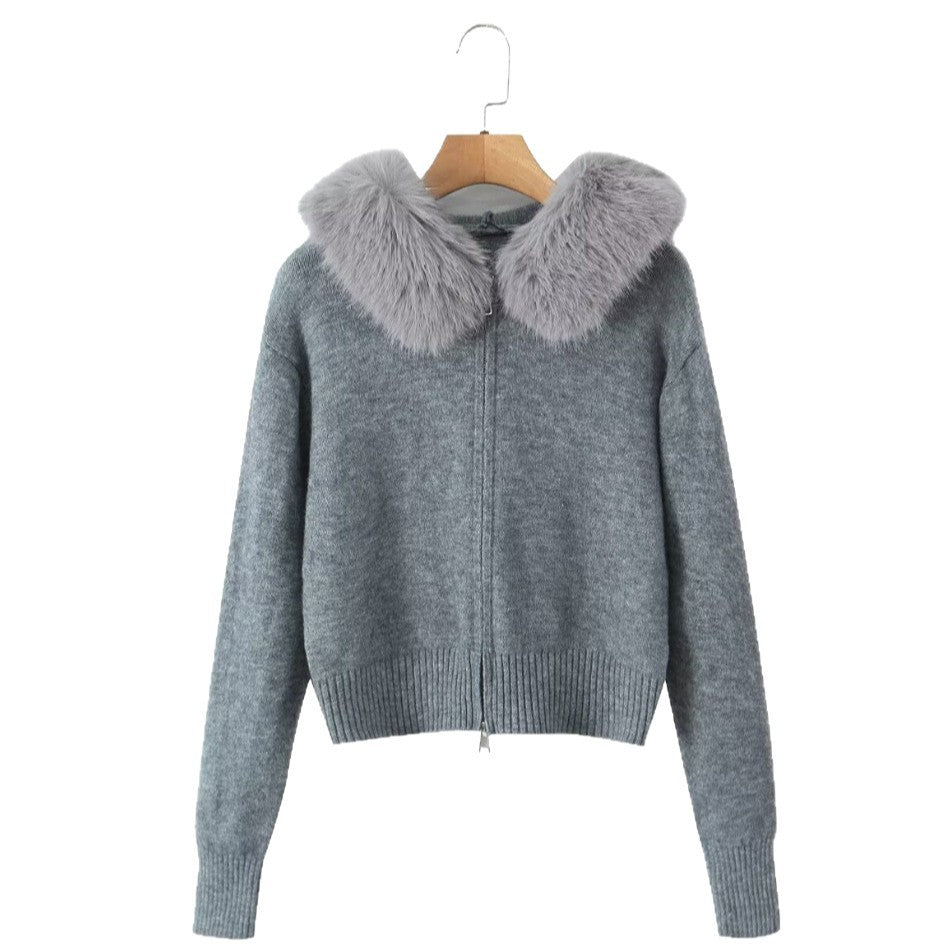 Women's knit cardigan with luxurious faux fur collar and zipper Lune London