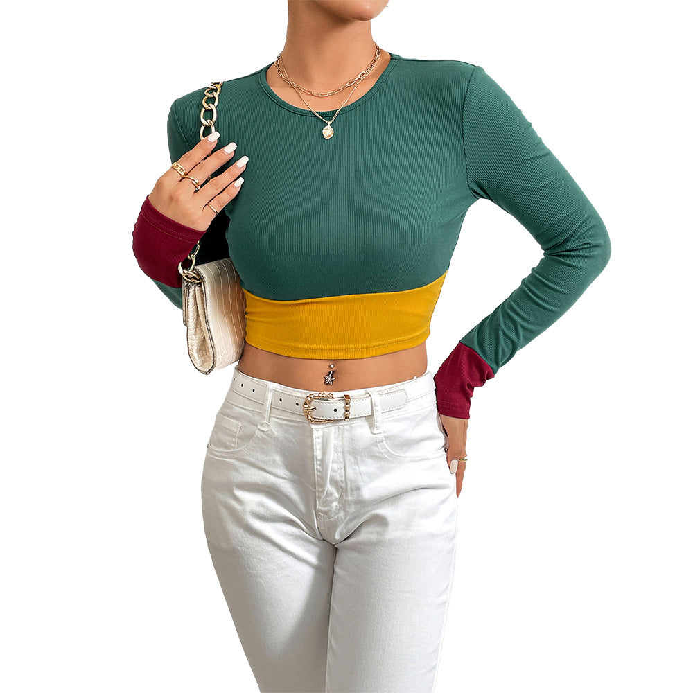 Short top for women with colorful design and long sleeves Chic & Stil