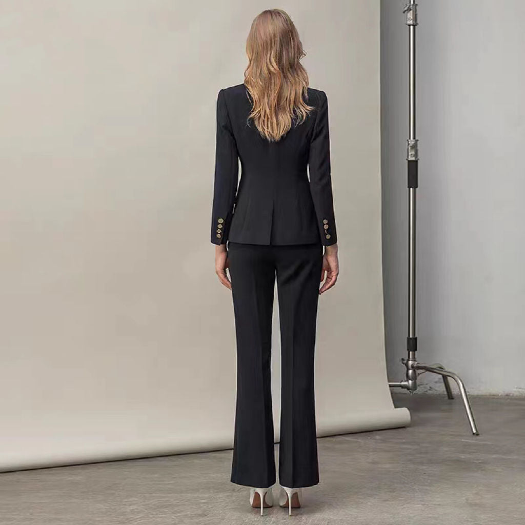 Ensemble de costume élégant pour femmes à double boutonnage Chic & Stil