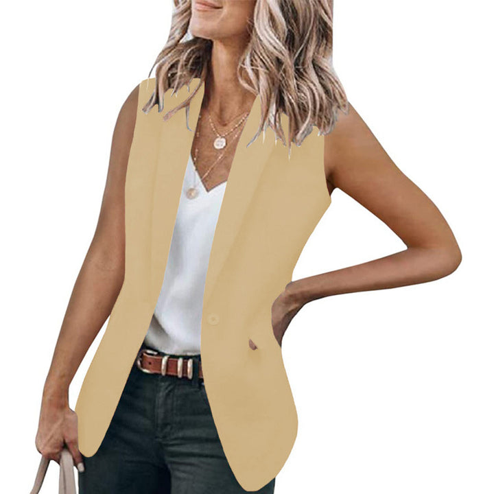 Sleeveless blazer for women with a modern style and deep pockets Lune London