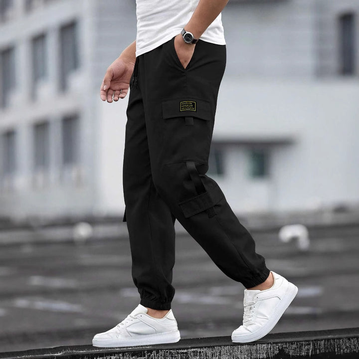Men's cargo pants with functional pockets and elastic waistband Lune London
