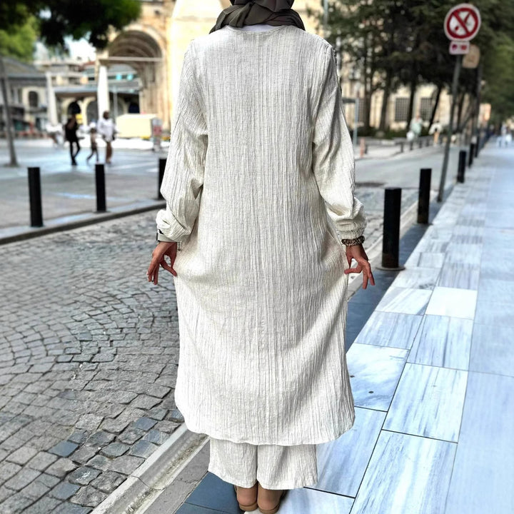 Robe décontractée pour femme à manches longues avec ourlet volanté et coton structuré