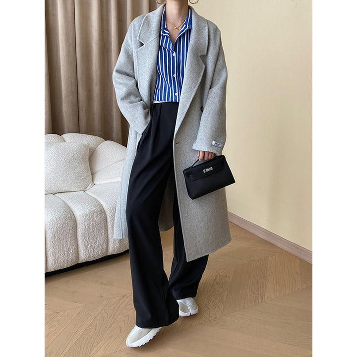 Women's Elegant Wool Coat with Double Breasted Buttons Chic & Stil