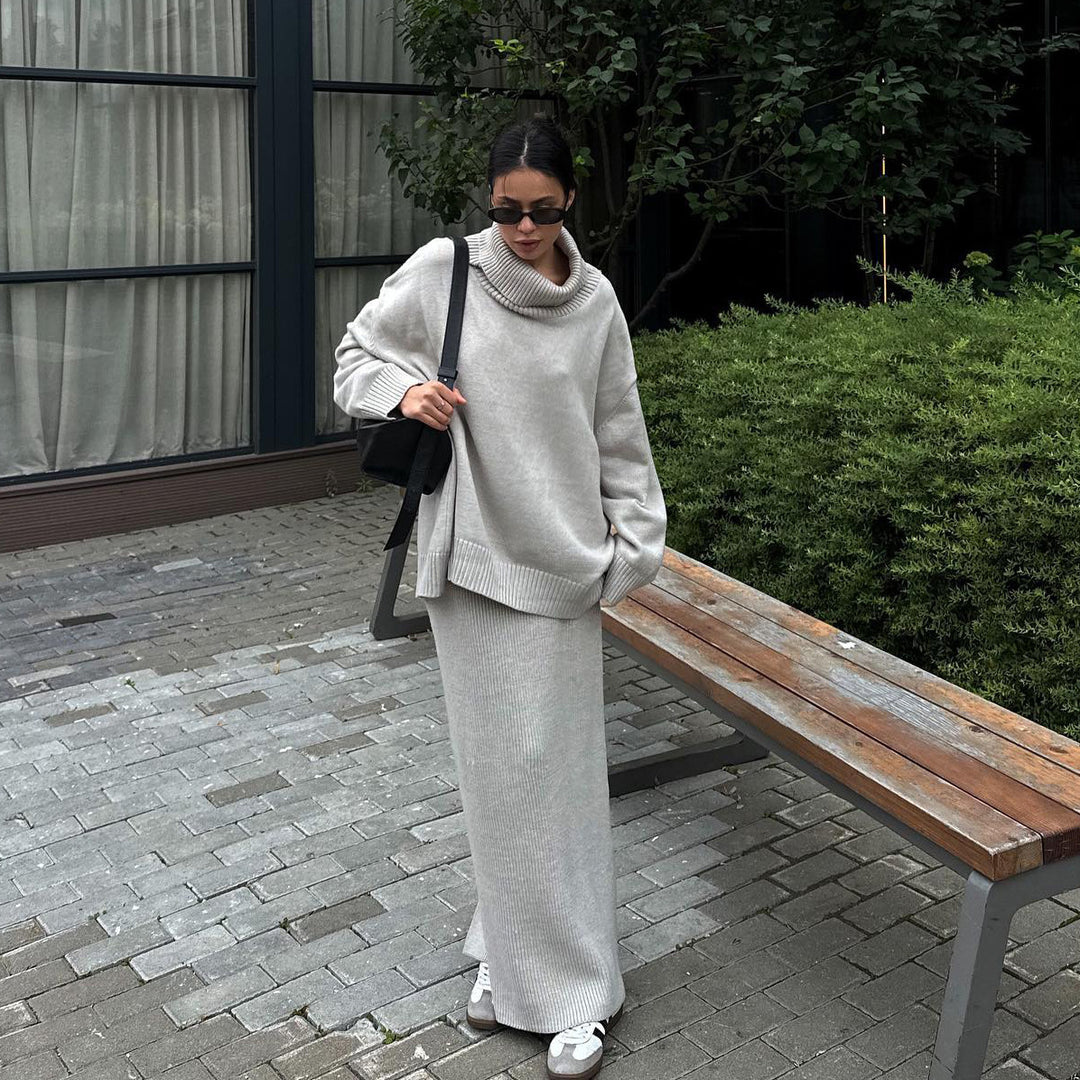 Comfortable knit set for women with high collar and flared pants Lune London