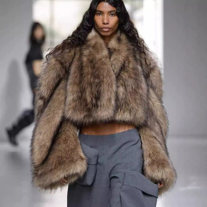 Ladies luxurious faux fur cropped bolero Lune London
