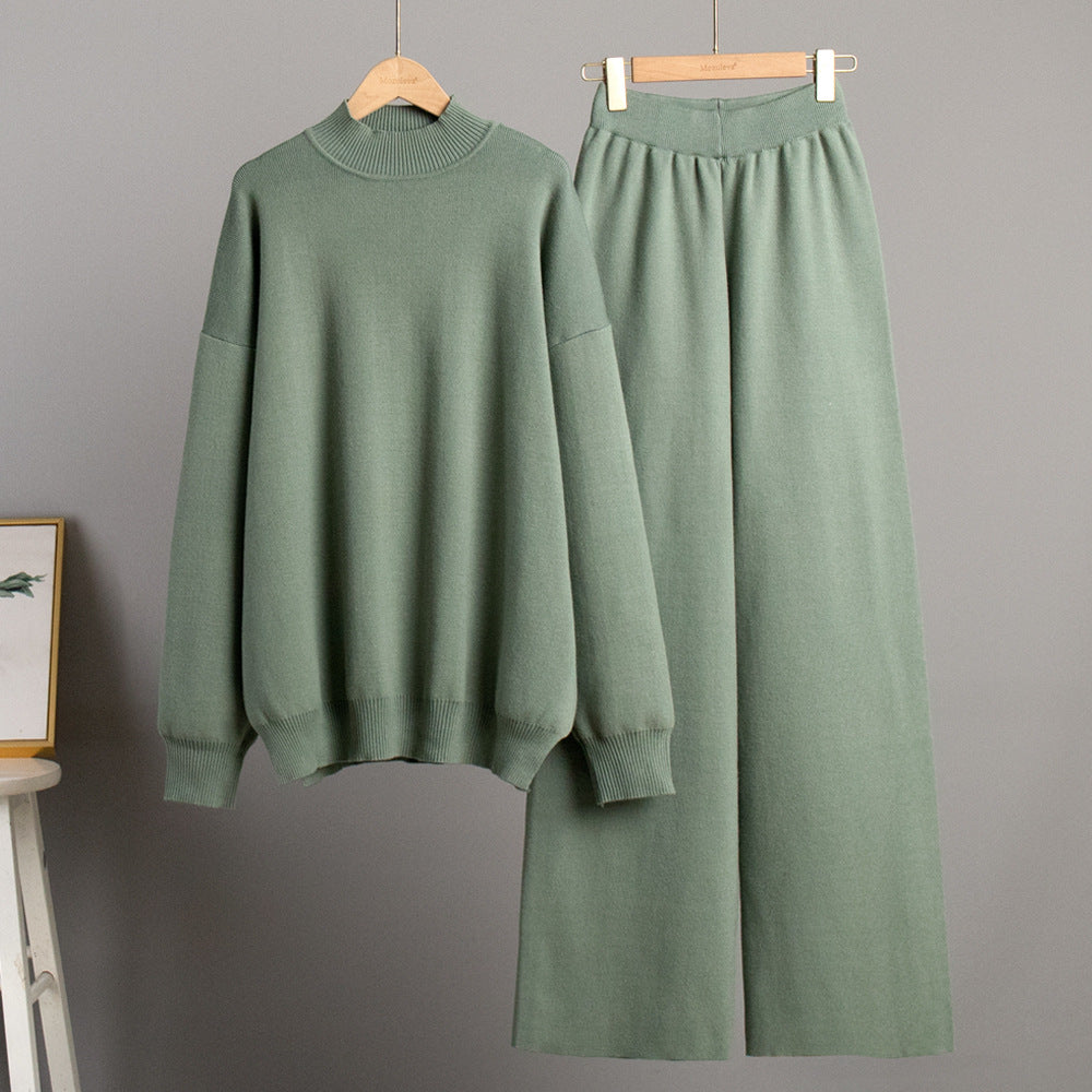 Comfortable knit set for women with a loose fit Lune London