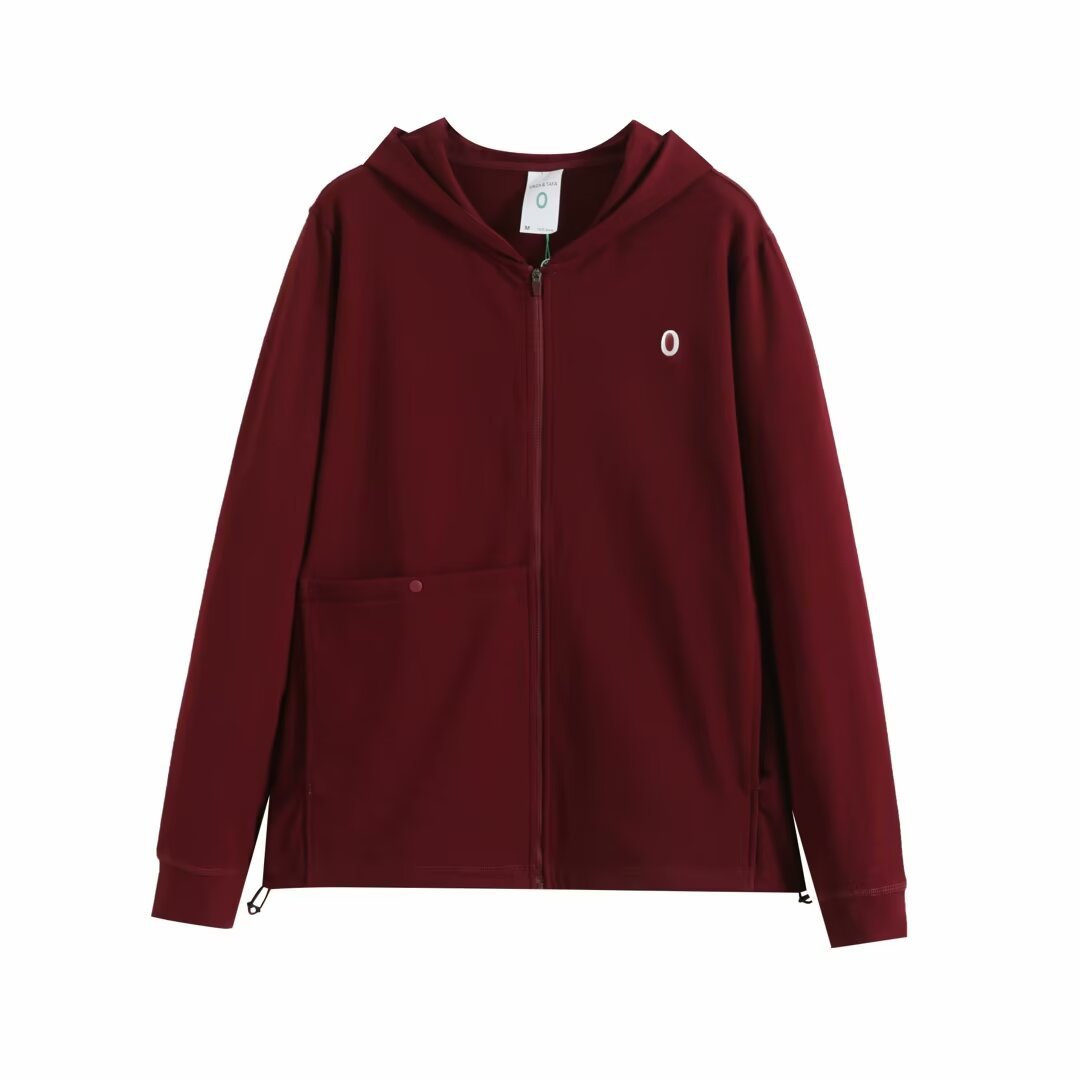 Veste à capuche respirante pour femmes avec poche zippée innovante Chic & Stil
