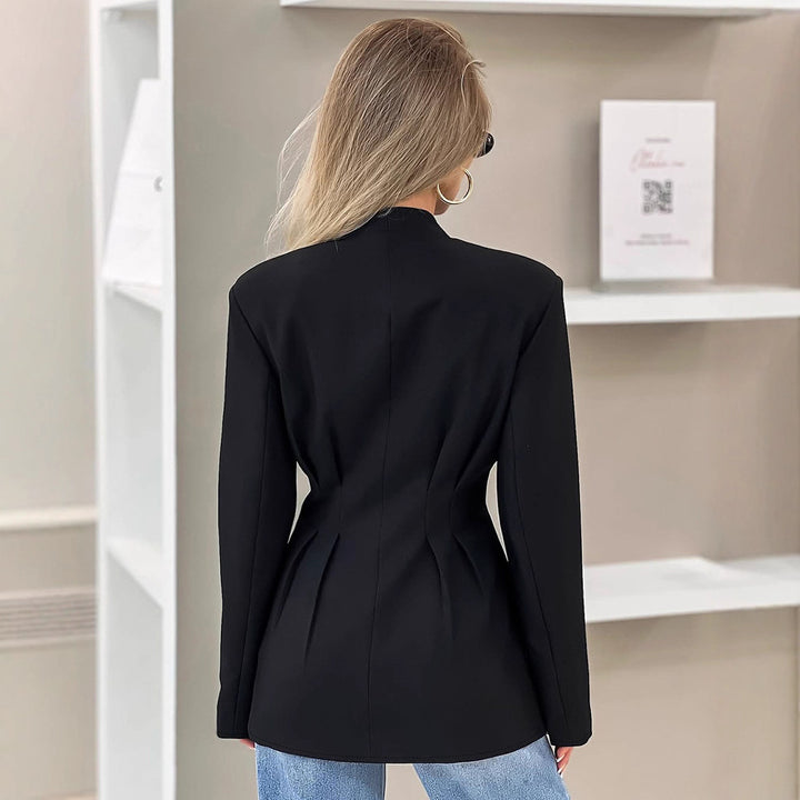 Structured blazer for women with a modern cut and a chic and stylish fit