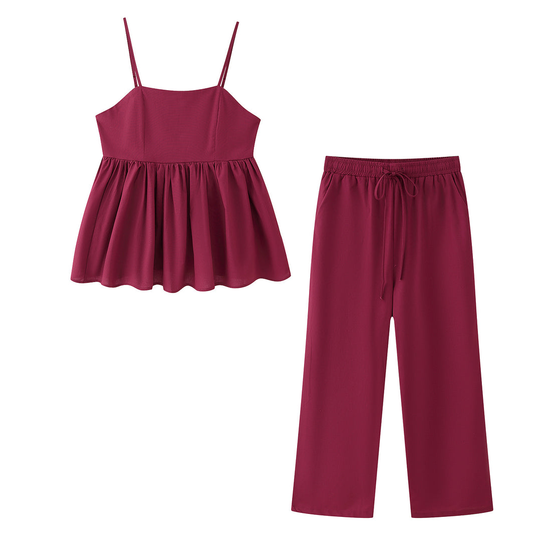 Cotton pajama set for women with adjustable spaghetti straps and elastic waist Lune London
