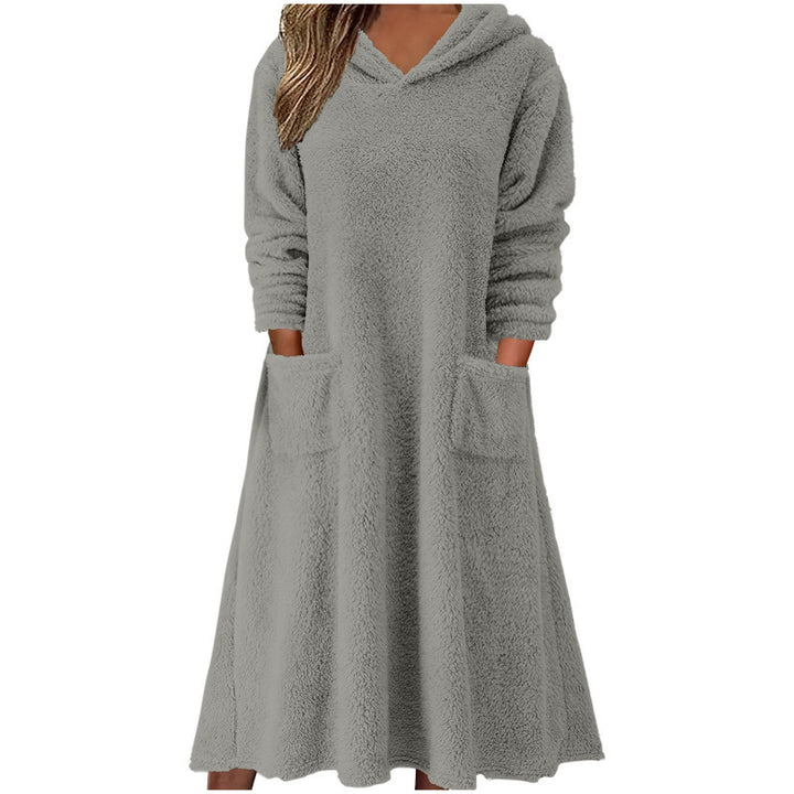 Comfortable polar dress for women with hood and practical pockets Lune London