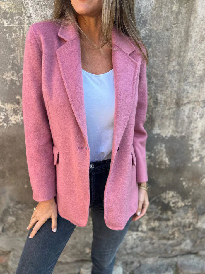 Chic and style elegant boucle blazer for women with relaxed fit