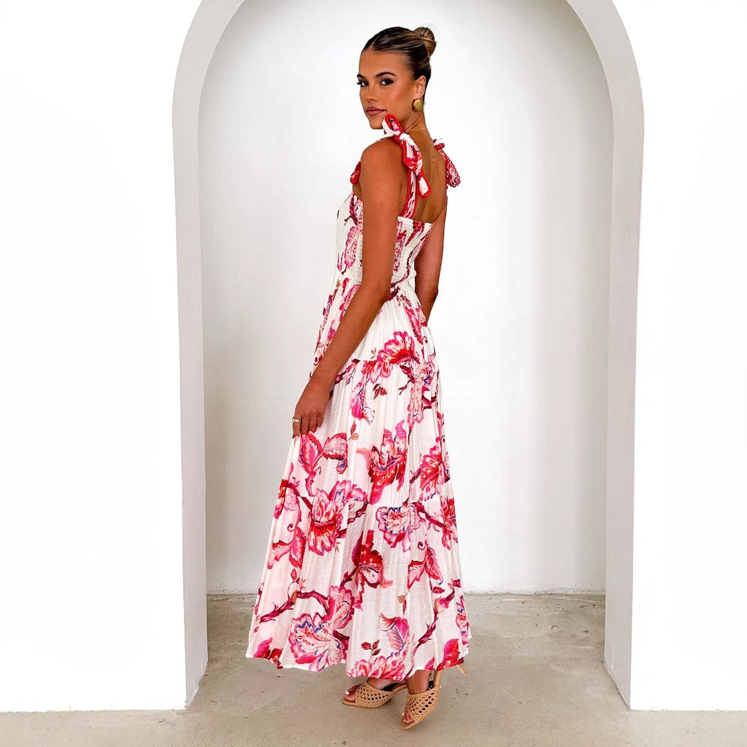 Maxi dress for women with a playful ruffle design and fluid fabric Chic & Stil