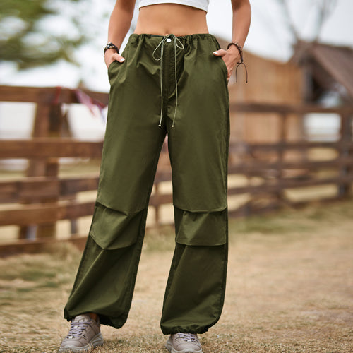 Cargo transport pants for women with elastic waistband and practical pockets Lune London