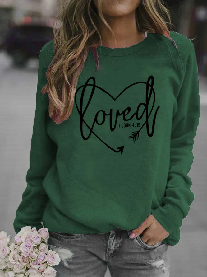 Sweatshirt pour femmes avec imprimé en forme de cœur et message inspirant Chic & Stil