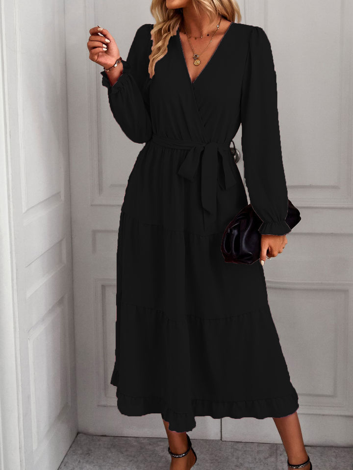 Long dress for women with wrap effect and chic and stylish clothing details
