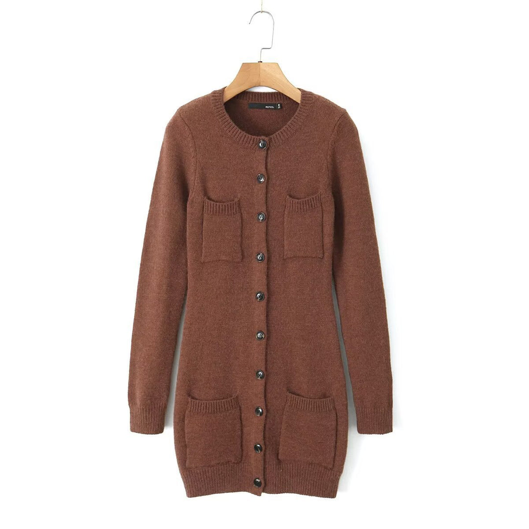 Women long cardigan with pockets and button closure Lune London