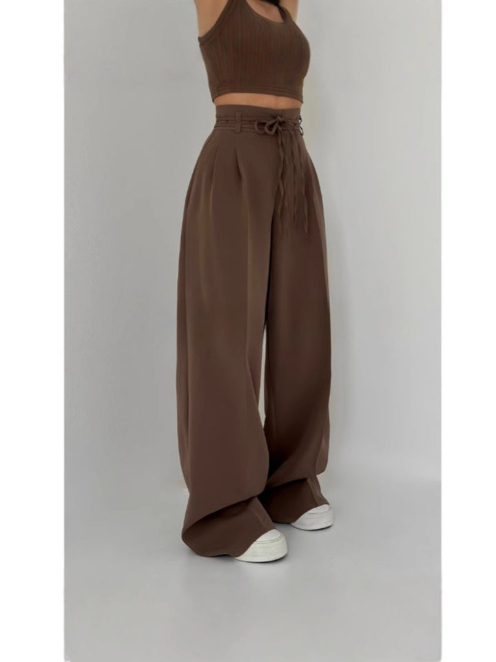 Loose chino pants for women with high waist and adjustable drawstring Lune London