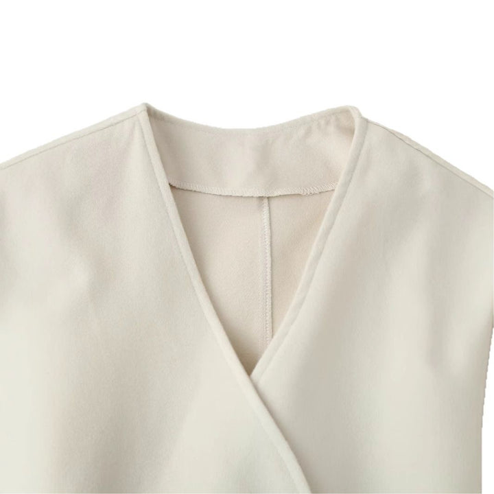 Elegant ladies' tie jacket with chic and style