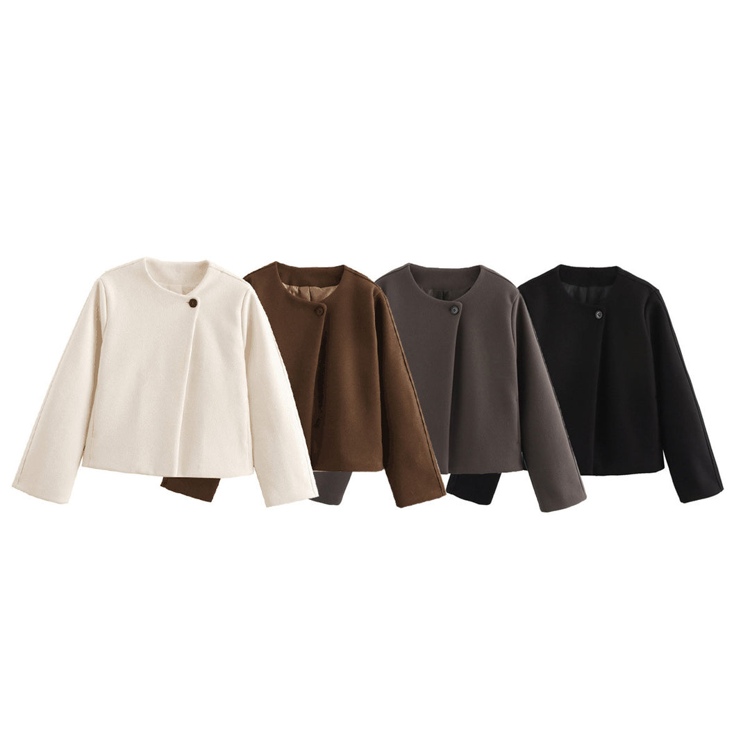 Fashionable short jacket for women with a minimalist design and an elegant button closure Lune London