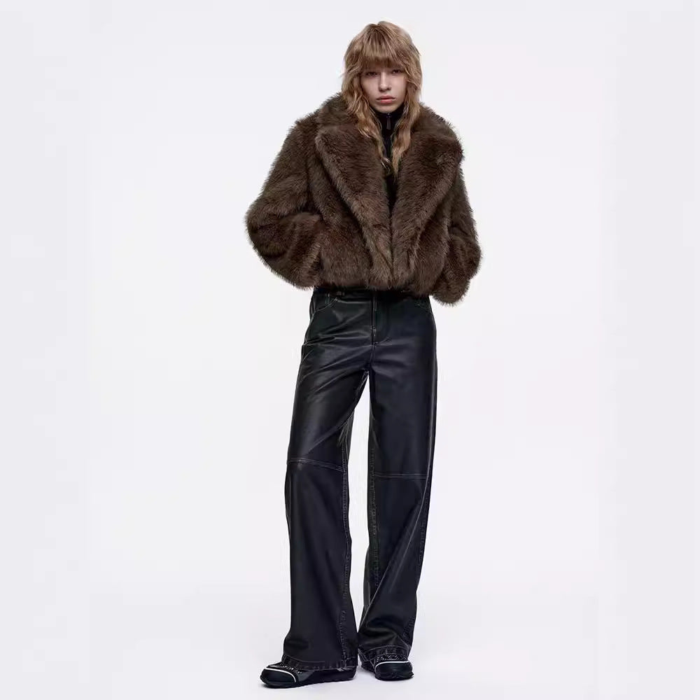 Ladies elegant fur jacket Lune London
