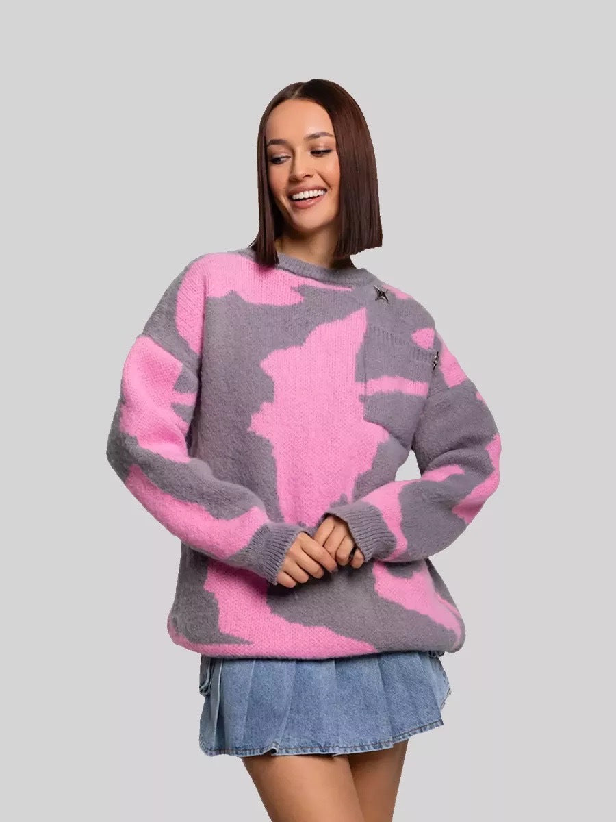 Women modern knit sweater with abstract design and soft texture Chic und Style