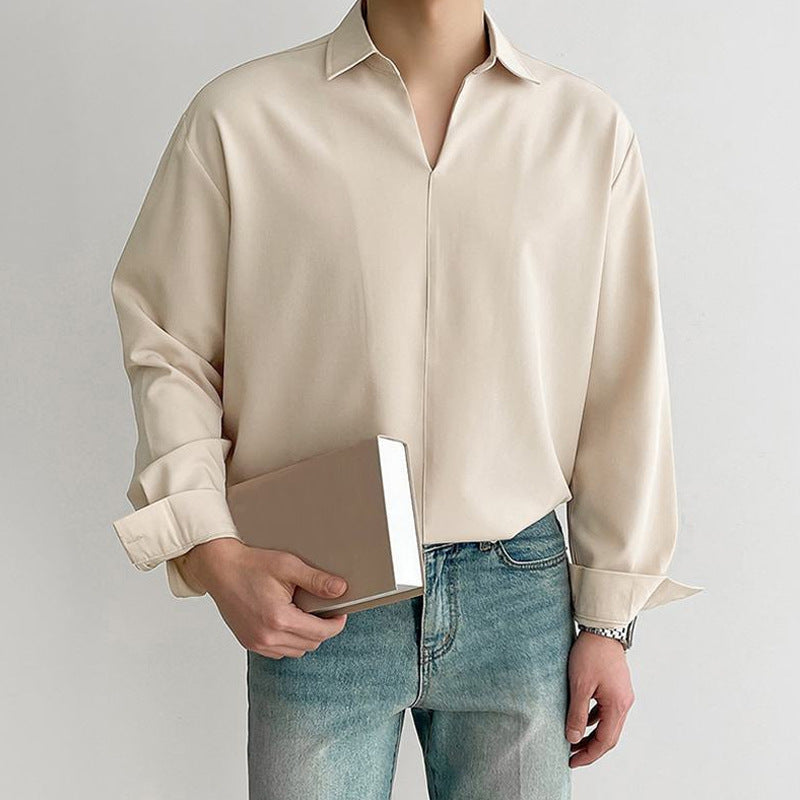 Women Elegant long sleeve blouse with a modern collar and a flowy cut Lune London