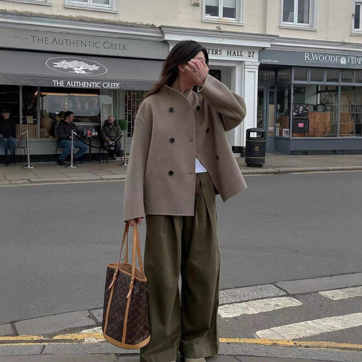 Transitional women's jacket with double-breasted closure and soft fabric Lune London