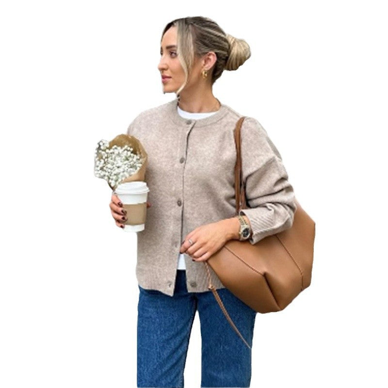 Lightweight knit jacket for women with button details and trendy cut Lune London