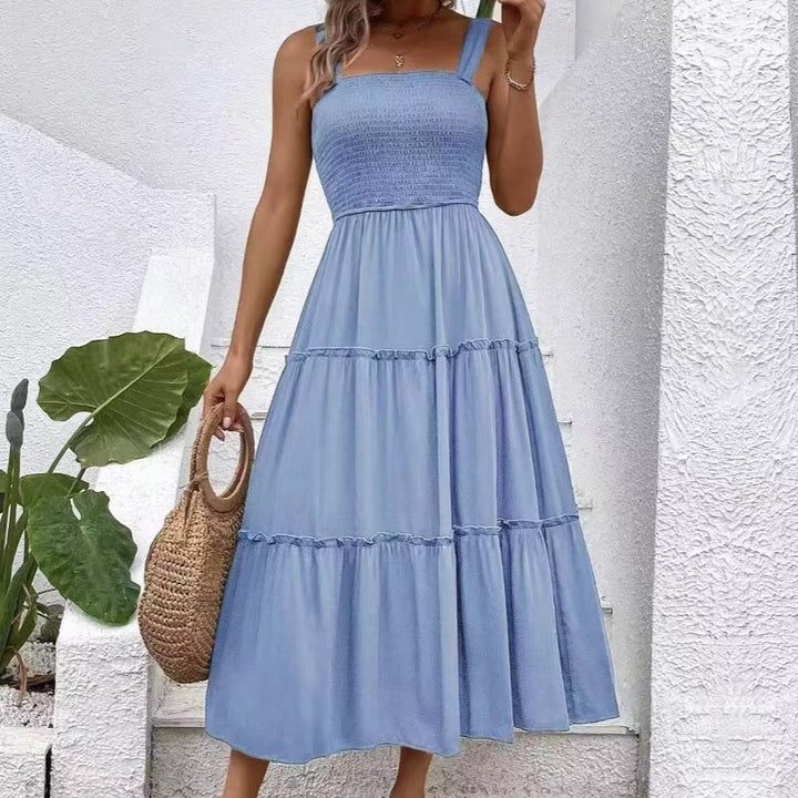 Maxi dress for women with elastic bodice and flowy skirt Lune London