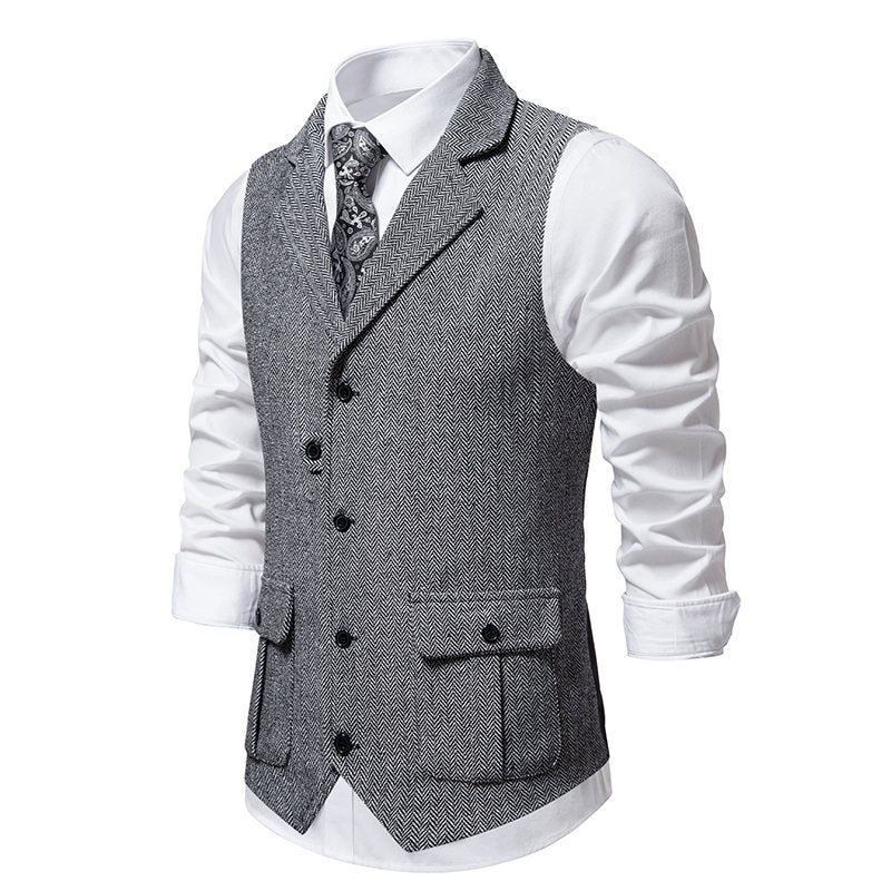 Men's suit vest with a modern herringbone design with practical pockets Lune London
