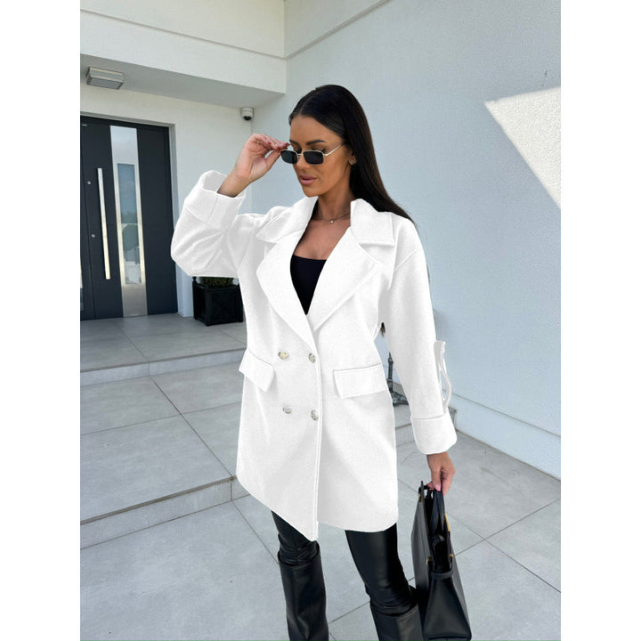 Oversized cotton blazer for women with double-breasted buttons and practical pockets Lune London