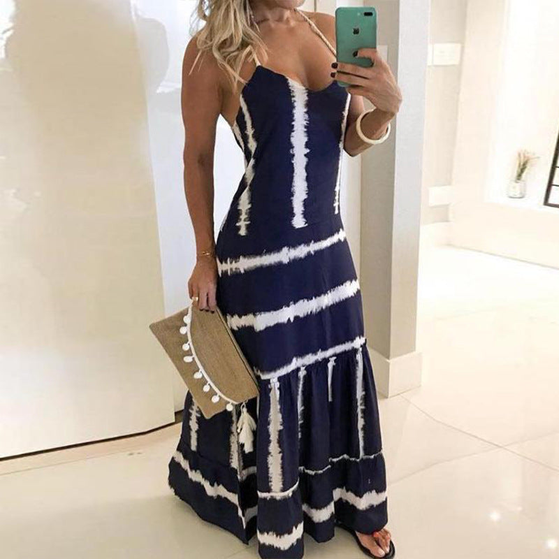 Robe maxi à bretelles spaghetti pour femmes avec détails de florescence Chic & Stil