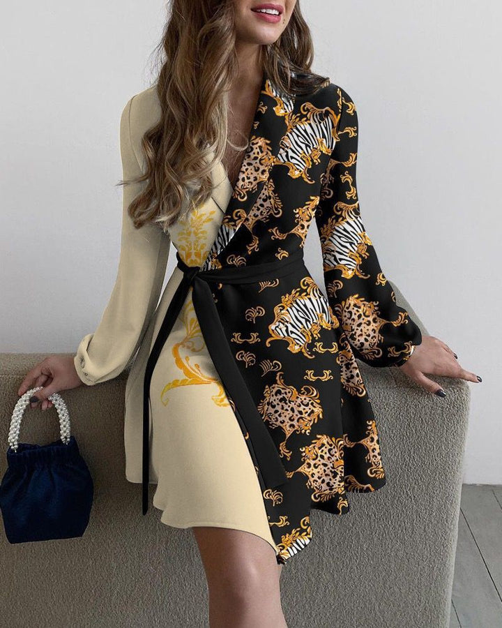 Robe portefeuille pour femmes avec un design floral et une silhouette élégante Chic & Stil