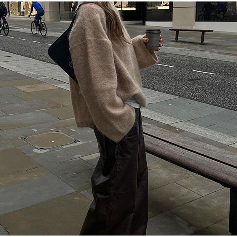 Oversized knitted sweater for women in soft cashmere blend Lune London