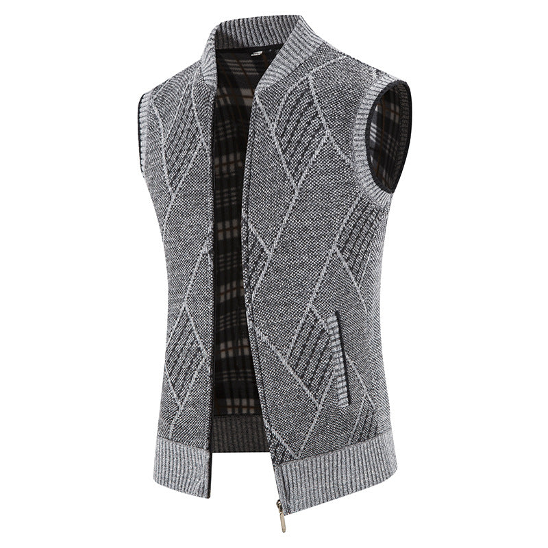 Men's knitted cardigan with a modern cable pattern and a practical zipper Lune London