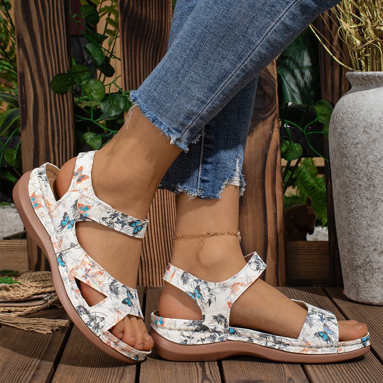 Comfortable wedge sandals for ladies with adjustable straps and anatomical sole Lune London