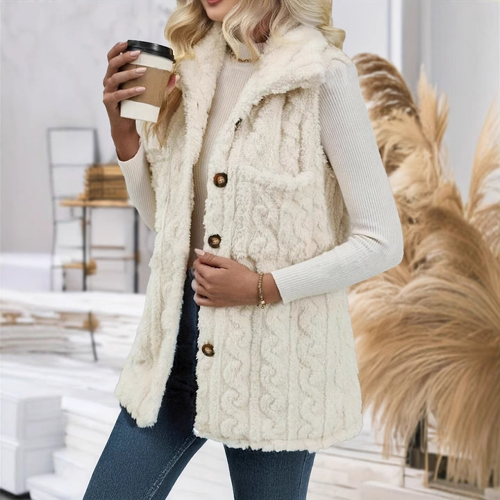 Cozy cardigan for women in soft teddy fleece Lune London