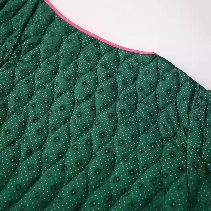 Women’s quilted leisure jacket with contrasting piping and an elegant buttonhole Lune London