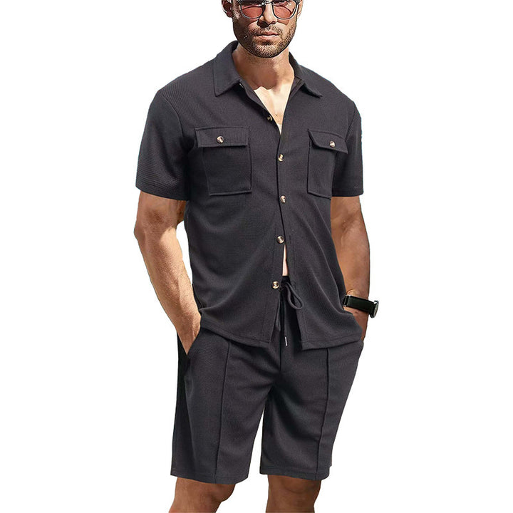 Trendy short-sleeved shirt for men with matching shorts Lune London