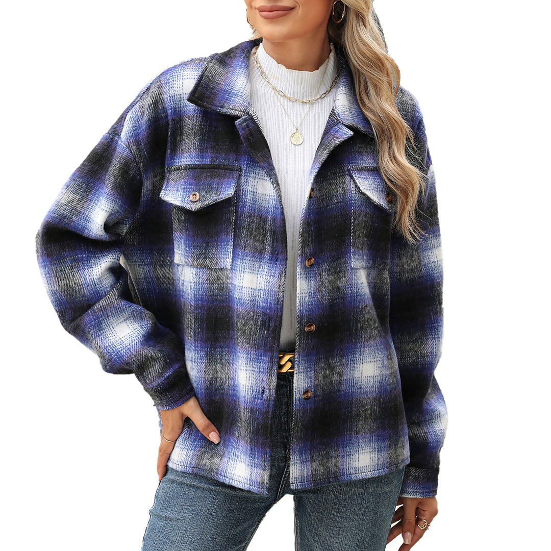 Plaid flannel overshirt for women with chest pockets and casual cut Lune London