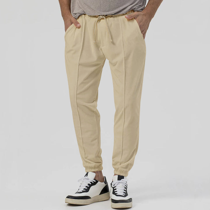 Casual men's jogger pants with elastic waistband and practical side pockets Lune London