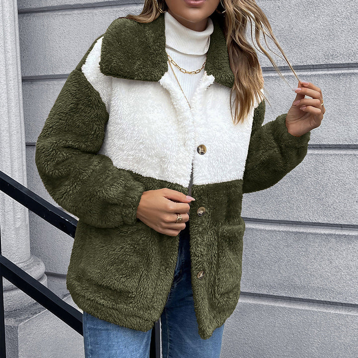 Women's faux fur jacket with practical pockets and trendy colorblock design Lune London
