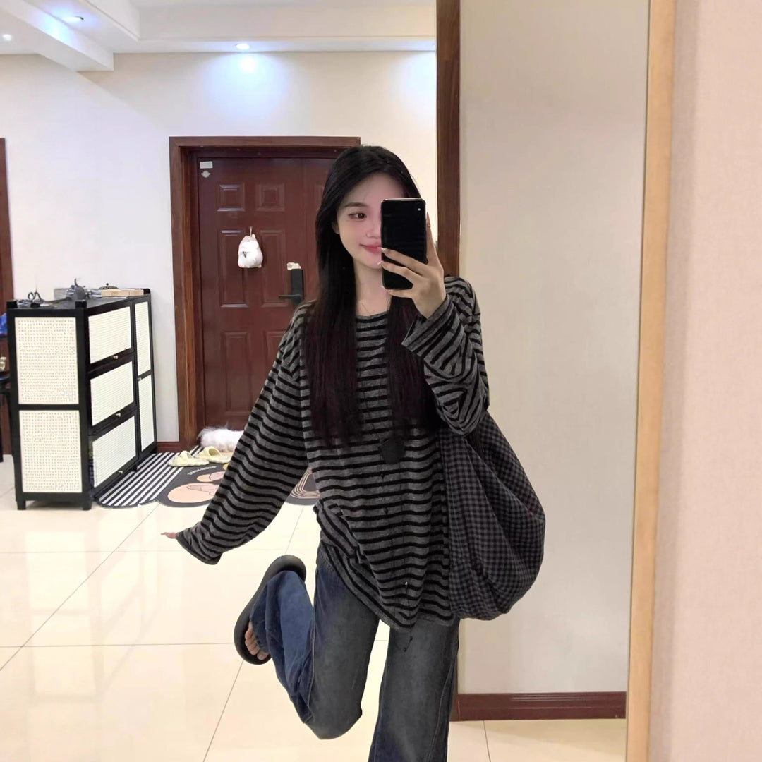 Ladies Casual Striped Oversized Shirt with Wide Sleeves Chic & Stil